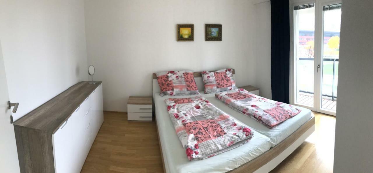 Apartment With Parking On Premise Vienna Luaran gambar